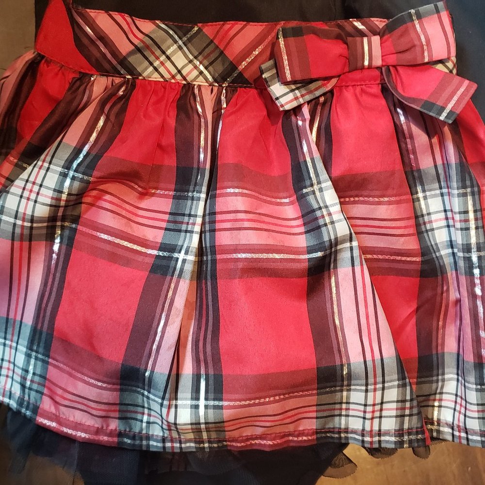 Plaid Holiday  SKORT  Size 5